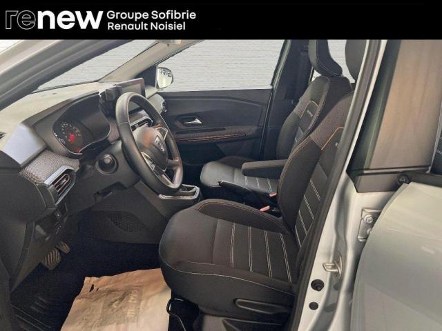 Dacia Sandero image 6