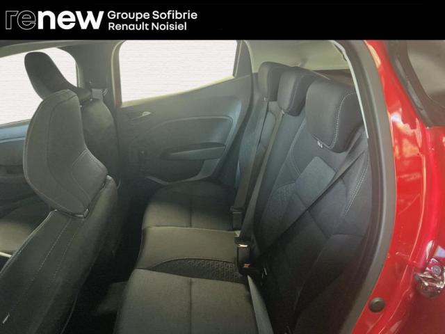Renault Clio image 9