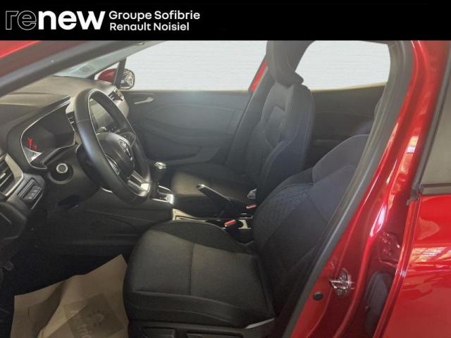 Renault Clio image 6