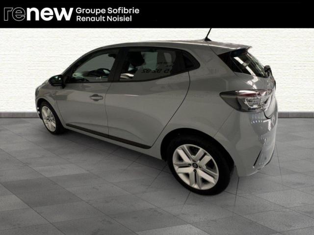 Renault Clio image 1