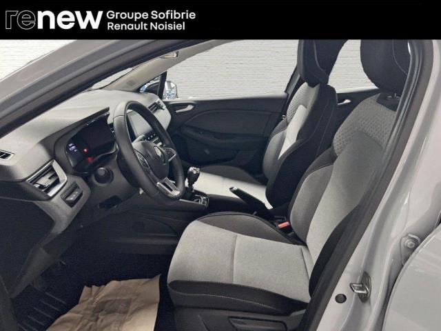 Renault Clio image 2