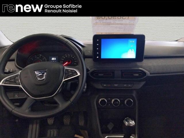Dacia Sandero image 1