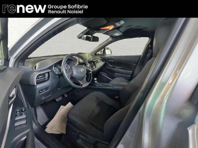 Toyota C-Hr image 8