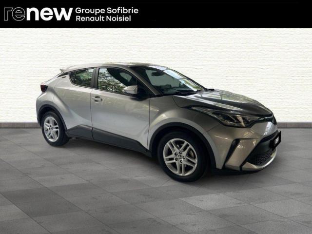 Toyota C-Hr image 2