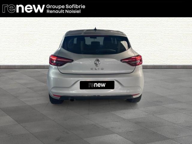 Renault Clio image 2