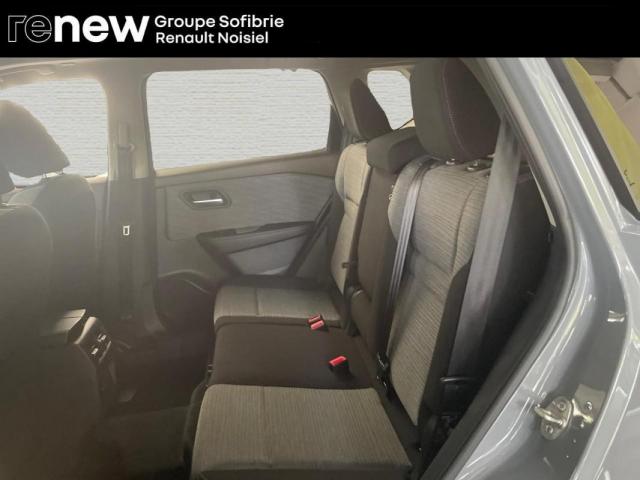 Nissan X-Trail image 2