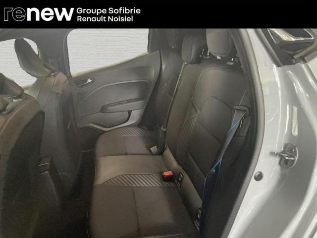 Renault Clio image 2
