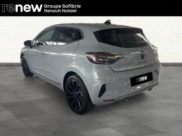 Renault Clio image 1