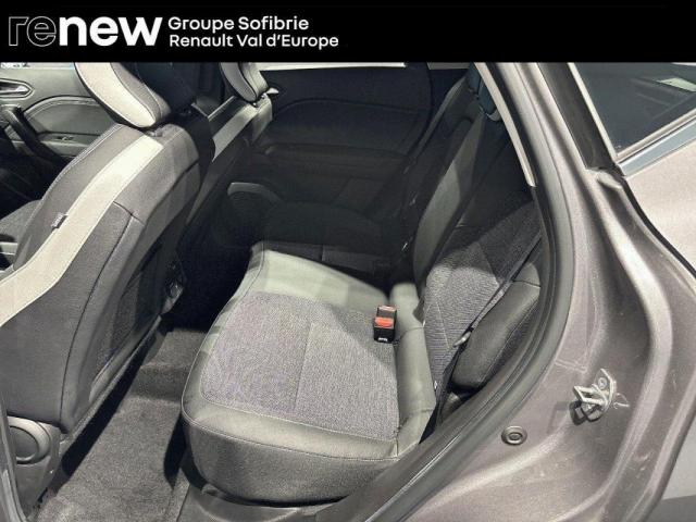 Renault Captur image 2