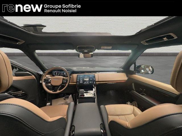 Land Rover Range Rover Sport image 2