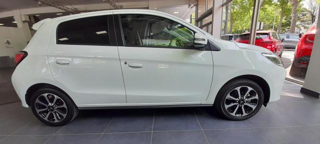 Mitsubishi Space Star image 2