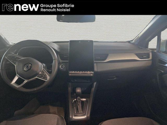 Renault Captur image 8