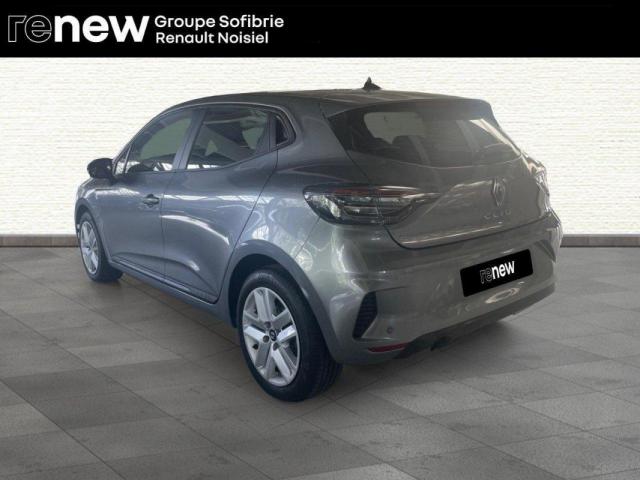 Renault Clio image 9