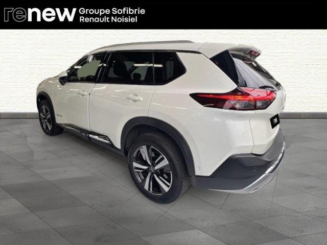 Nissan X-Trail image 2