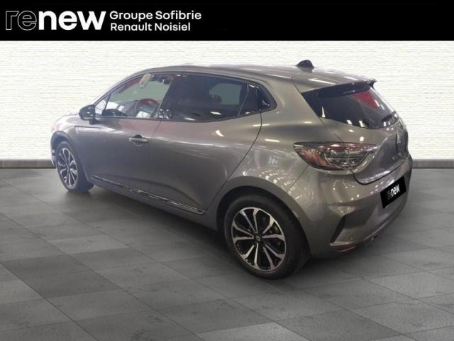 Renault Clio image 1