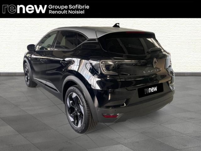 Renault Captur image 2