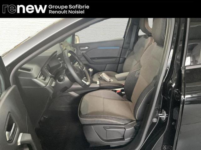 Renault Captur image 8