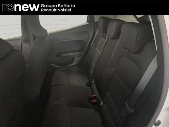 Renault Clio image 9