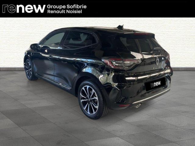 Renault Clio image 2