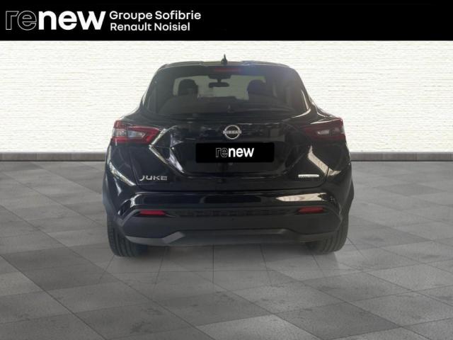 Nissan Juke image 5