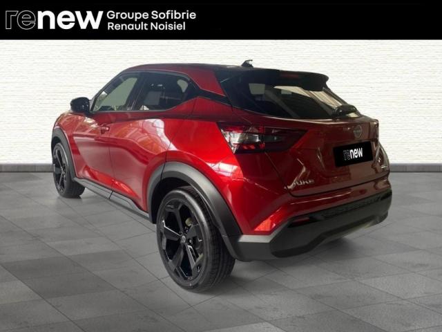 Nissan Juke image 9