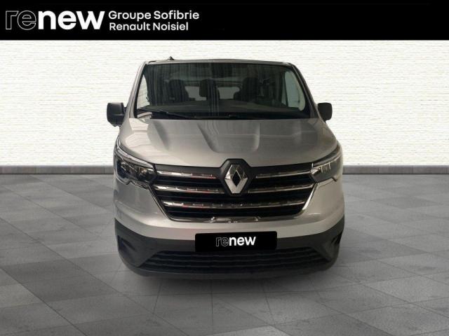 Renault Trafic image 3