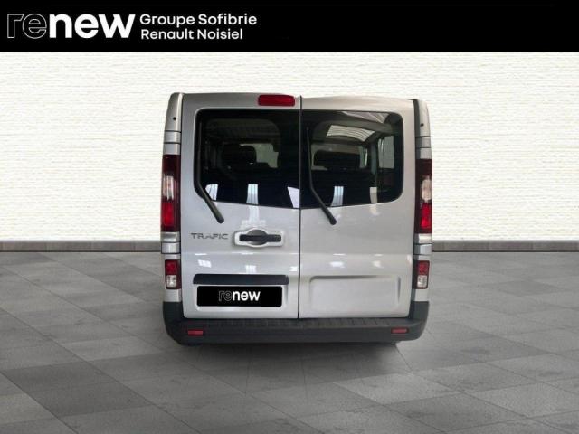 Renault Trafic image 8
