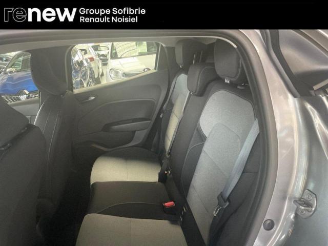 Renault Clio image 2