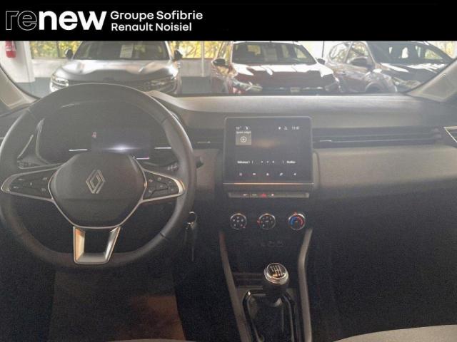 Renault Clio image 6