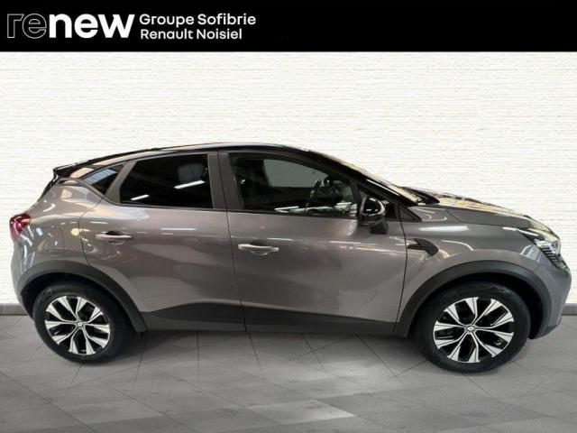 Renault Captur image 2