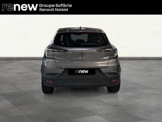 Renault Captur image 1