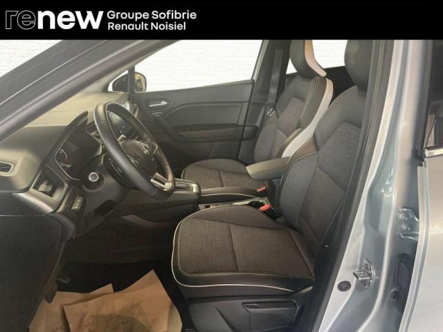 Renault Captur image 8