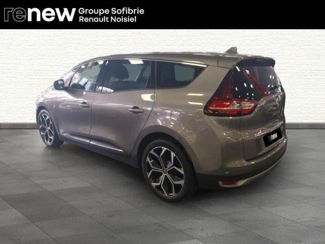Renault Grand Scénic image 1