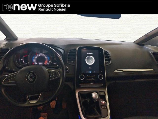 Renault Grand Scénic image 6