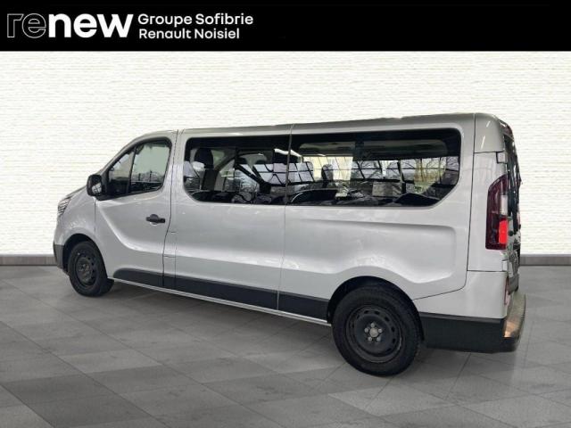 Renault Trafic image 2