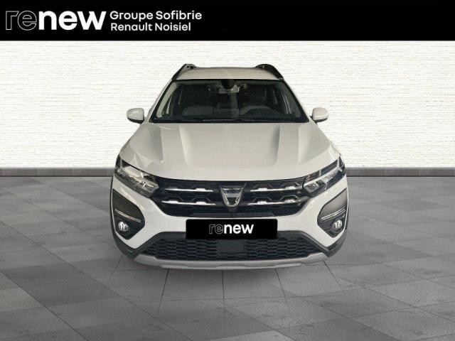 Dacia Jogger image 1