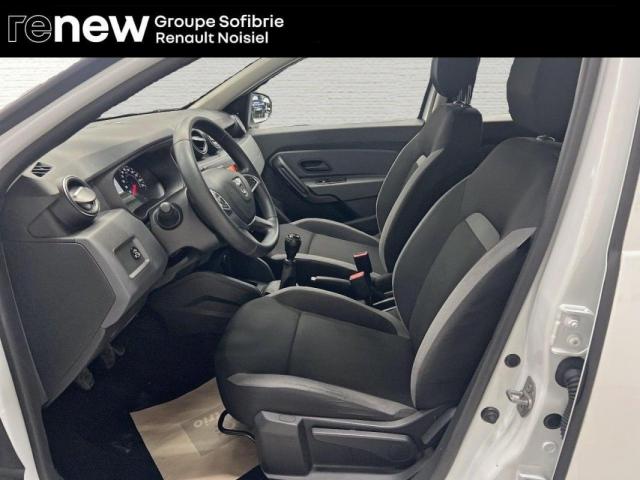 Dacia Duster image 6
