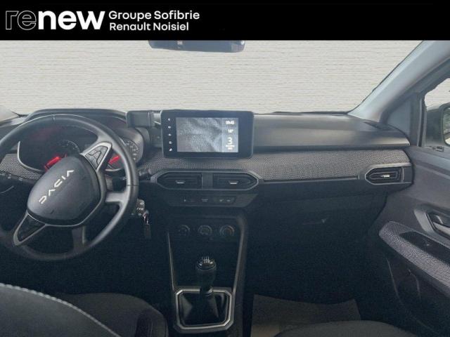 Dacia Sandero image 7