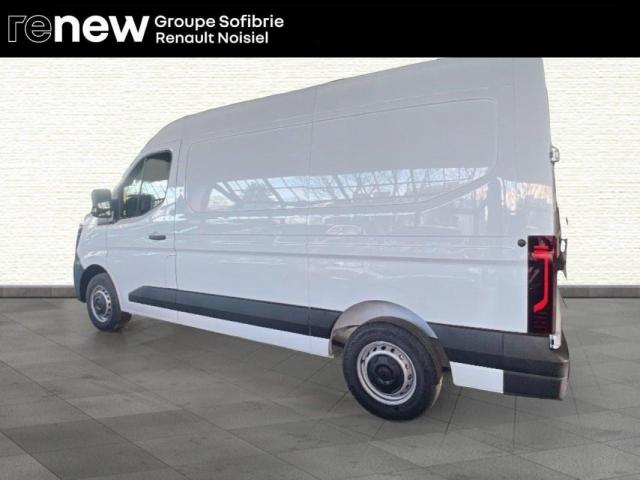 Nissan Interstar image 8