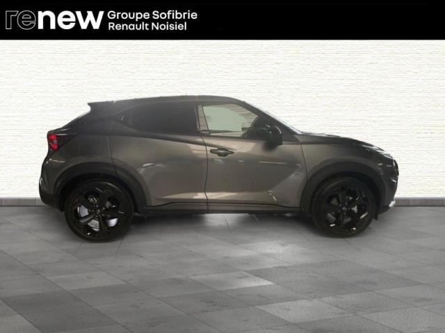 Nissan Juke image 9