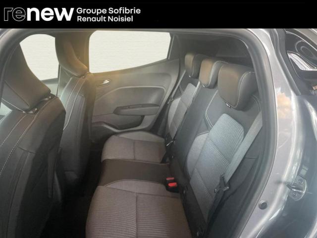 Renault Clio image 8