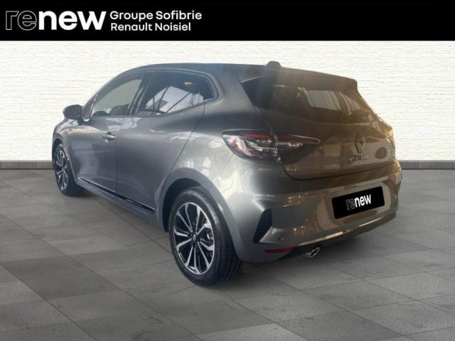 Renault Clio image 9