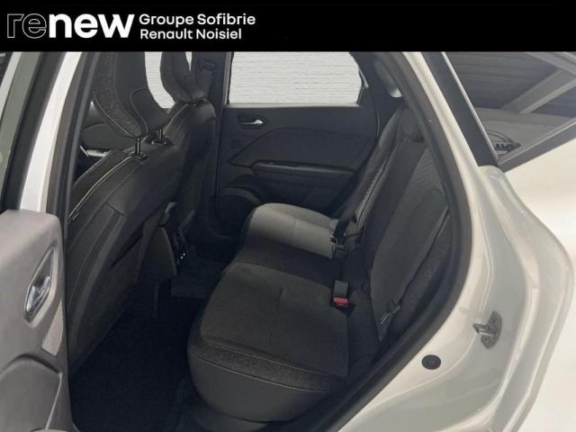 Renault Captur image 8