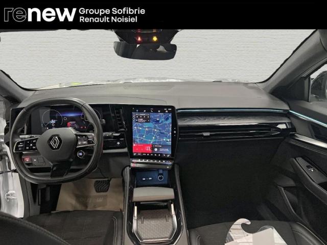 Renault Austral image 9