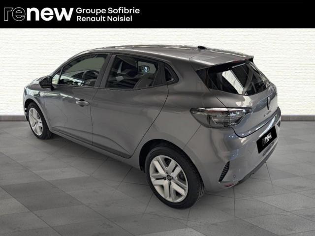 Renault Clio image 9