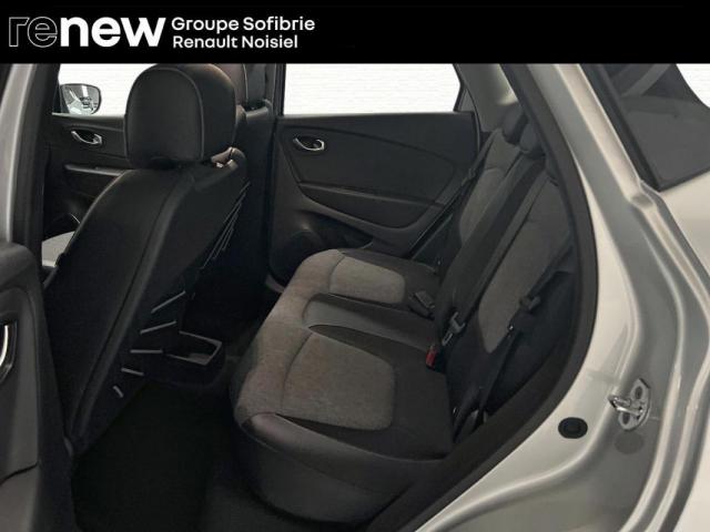 Renault Captur image 2