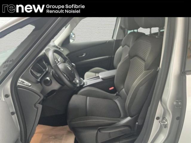 Renault Grand Scénic image 5