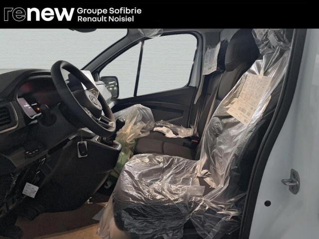 Nissan Primastar image 5