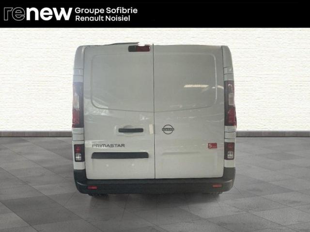 Nissan Primastar image 2