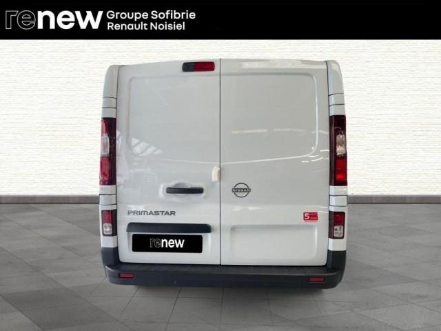 Nissan Primastar image 8